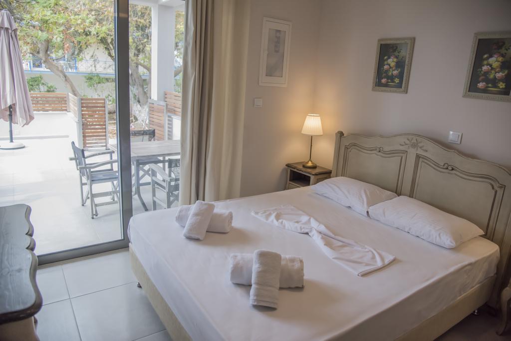 Casa Christabella Apartment Paralia Vrachou Exterior photo
